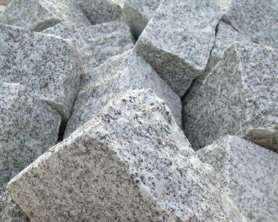 Bahçelerde Bazalt Taşı Nasıl Kullanılır?